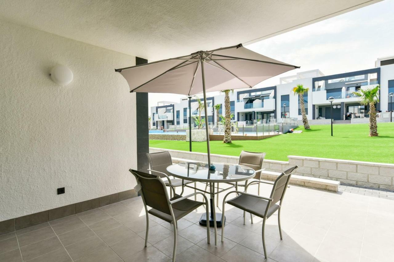 Oasis Beach IX Torrevieja Esterno foto